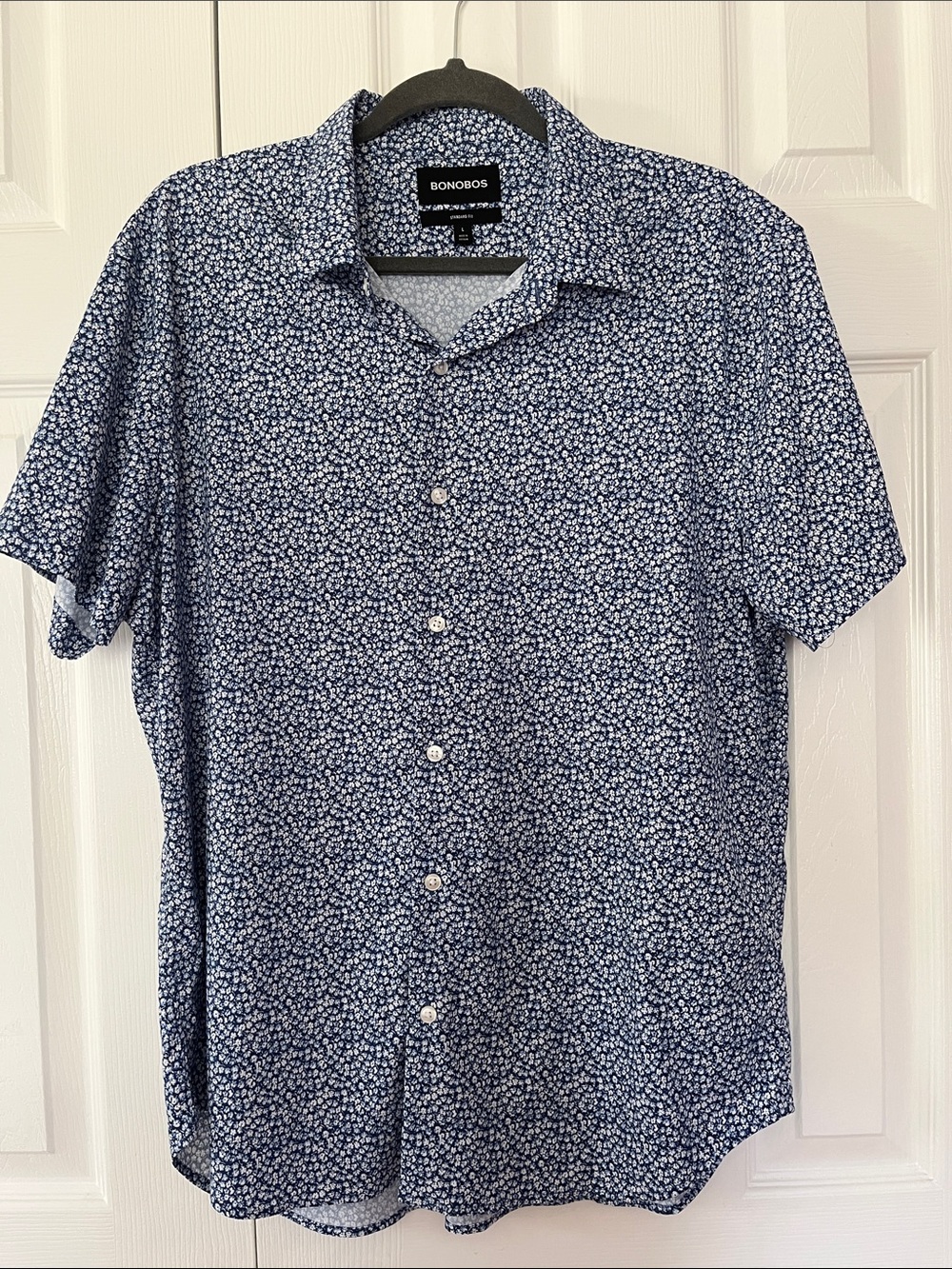 Bonobos Short-Sleeve Navy Blue Button-Down with White Micro Floral Print